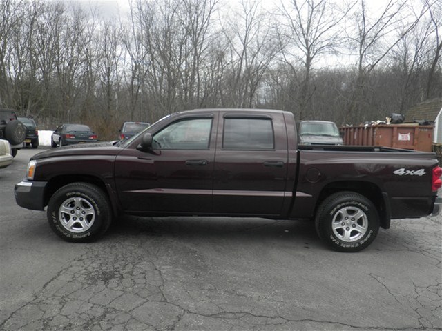 2005 Dodge Dakota SLT