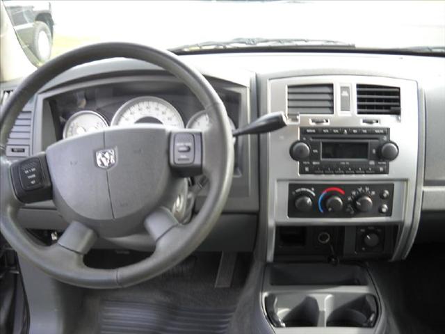 2005 Dodge Dakota Black