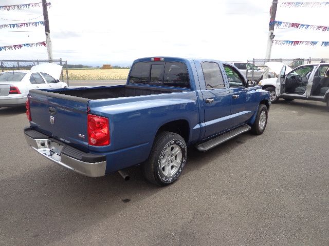 2005 Dodge Dakota SLT