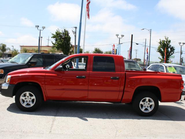 2005 Dodge Dakota SLT