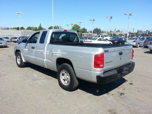 2005 Dodge Dakota 323ci Rtible