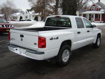 2005 Dodge Dakota SLT