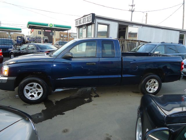 2005 Dodge Dakota SLT 4-door 4WD