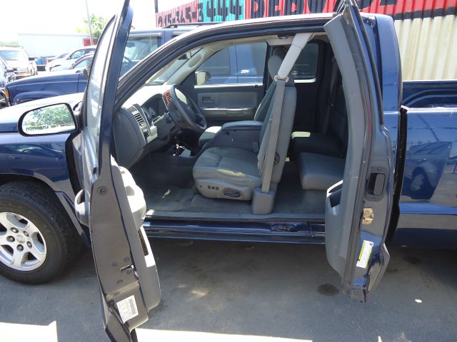 2005 Dodge Dakota SLT 4-door 4WD