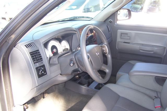 2005 Dodge Dakota Collection Rogue