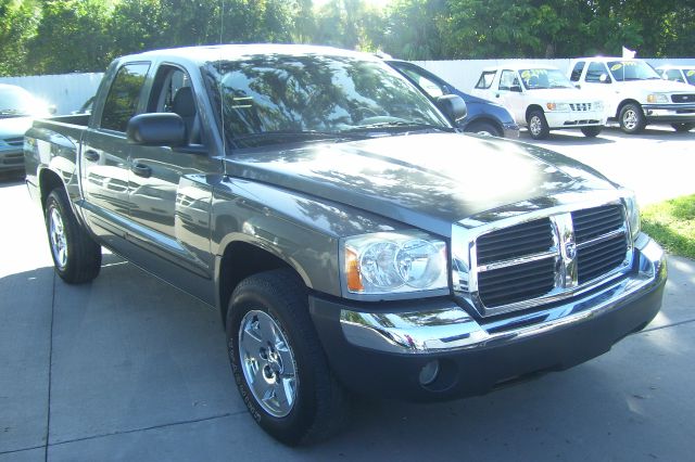 2005 Dodge Dakota Collection Rogue