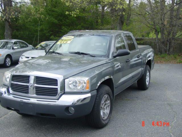 2005 Dodge Dakota SLT