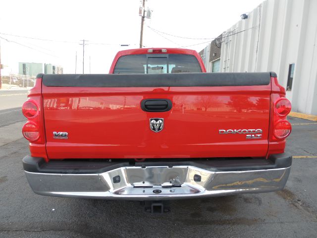 2005 Dodge Dakota SLT 4-door 4WD