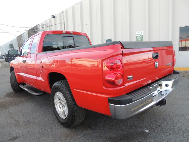 2005 Dodge Dakota SLT 4-door 4WD