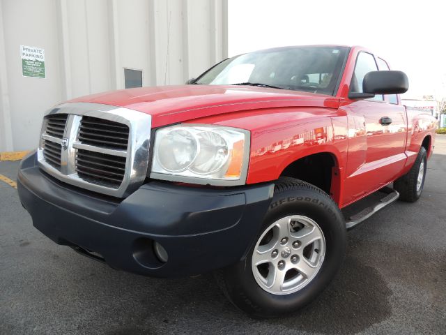 2005 Dodge Dakota SLT 4-door 4WD