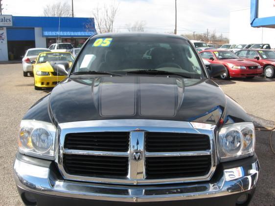 2005 Dodge Dakota SLT