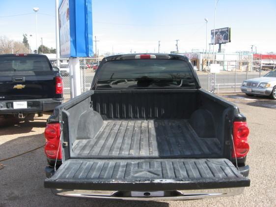 2005 Dodge Dakota SLT