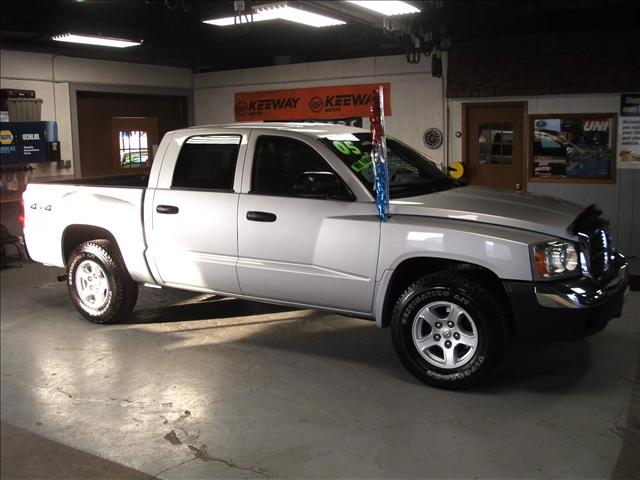 2005 Dodge Dakota SLT