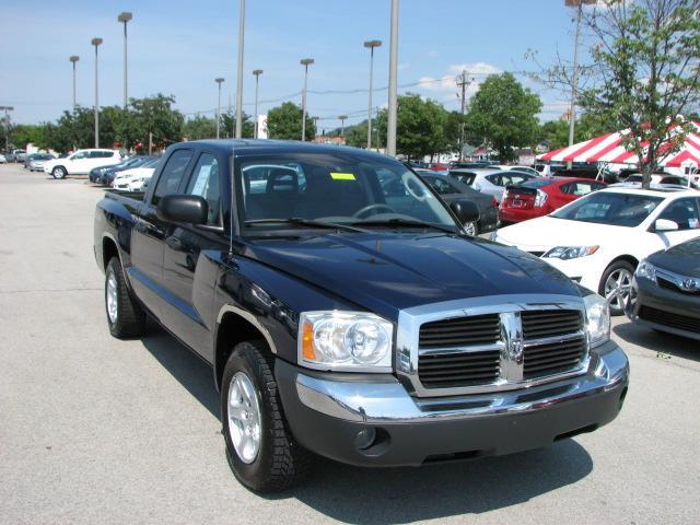 2005 Dodge Dakota SLT