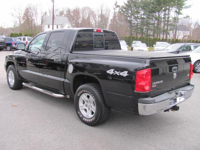 2005 Dodge Dakota SLT