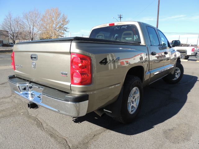 2006 Dodge Dakota 4d Wagon AWD