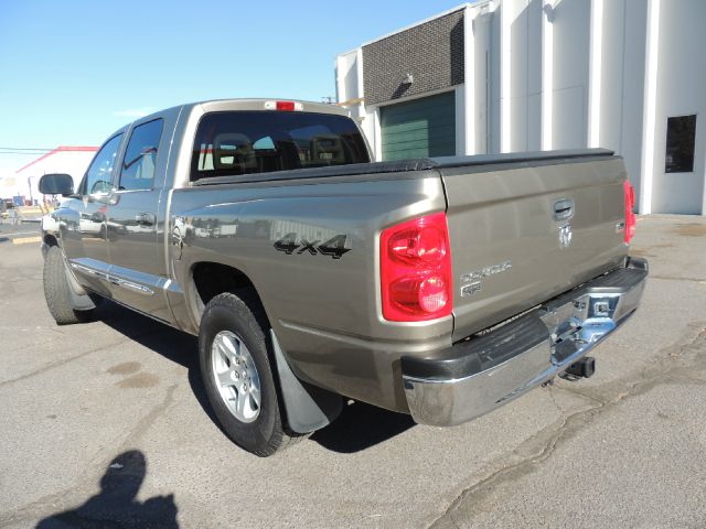 2006 Dodge Dakota 4d Wagon AWD