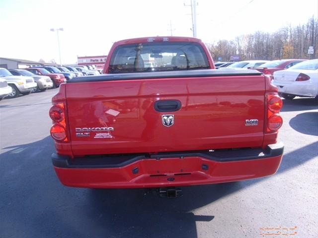 2006 Dodge Dakota SLT