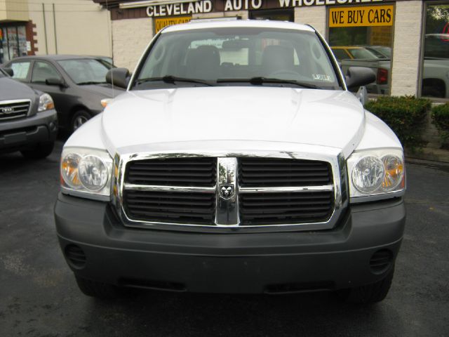 2006 Dodge Dakota 4dr LX 4WD Auto