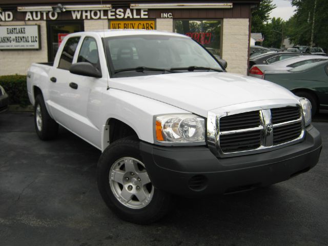 2006 Dodge Dakota 4dr LX 4WD Auto