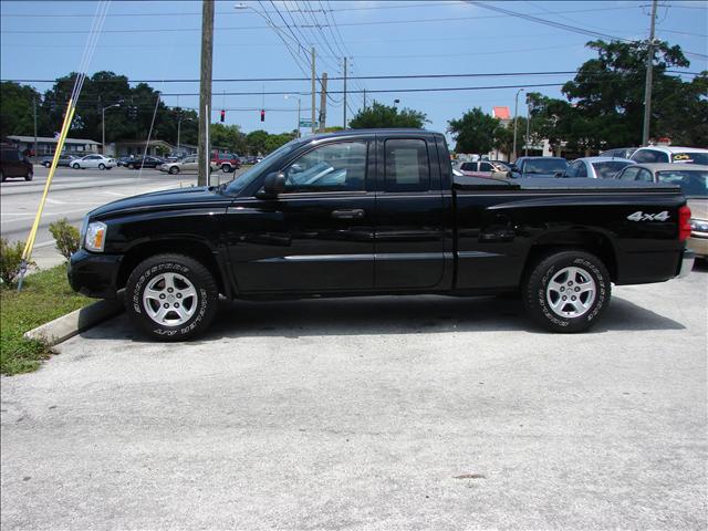 2006 Dodge Dakota SLT