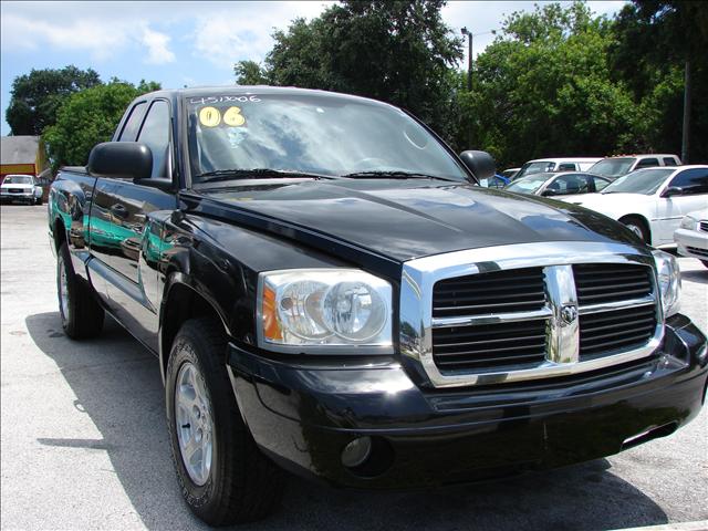 2006 Dodge Dakota SLT