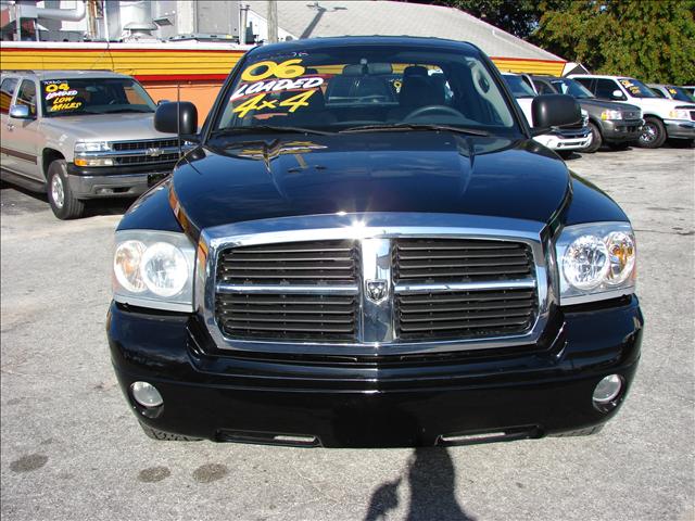 2006 Dodge Dakota SLT