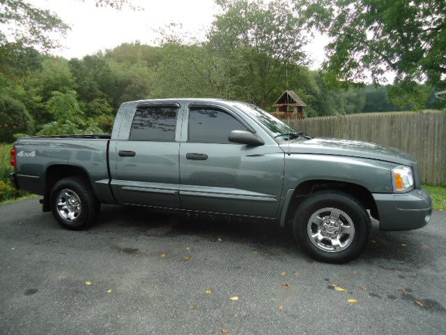 2006 Dodge Dakota Collection Rogue