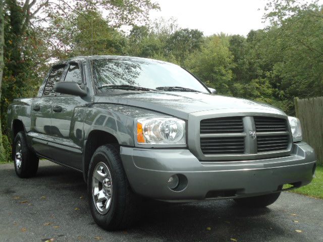 2006 Dodge Dakota Collection Rogue