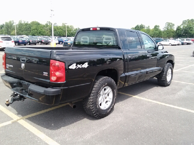 2006 Dodge Dakota Collection Rogue