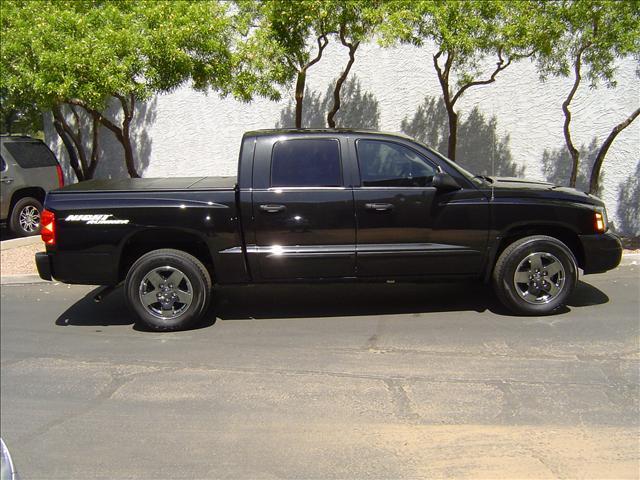 2006 Dodge Dakota SLT