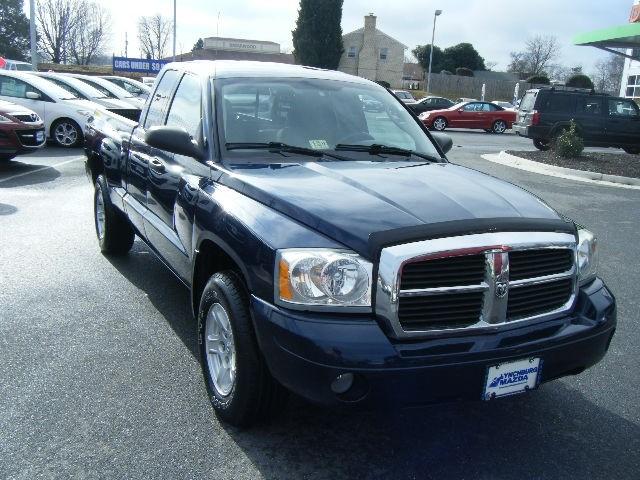 2006 Dodge Dakota SLT