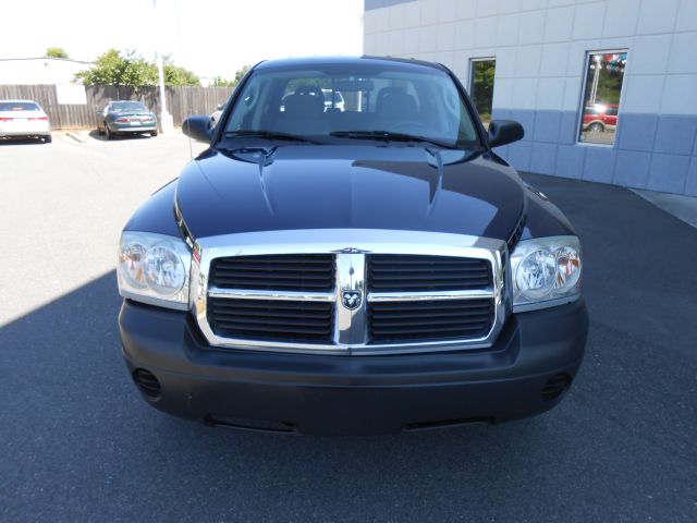 2006 Dodge Dakota 4dr LX 4WD Auto