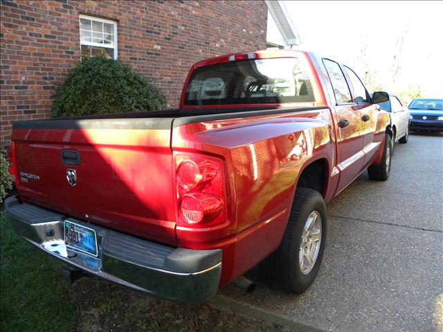 2006 Dodge Dakota SLT