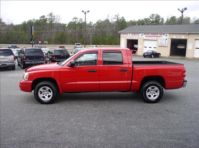 2006 Dodge Dakota SLT