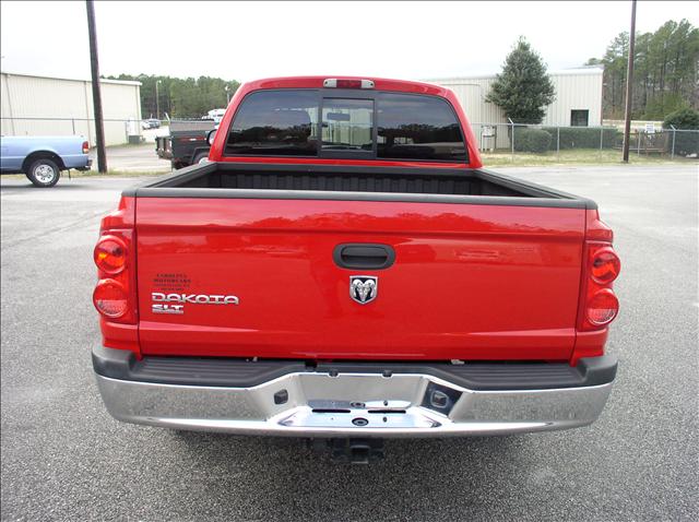 2006 Dodge Dakota SLT