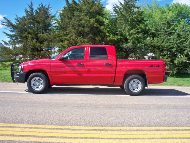 2006 Dodge Dakota 4dr LX 4WD Auto