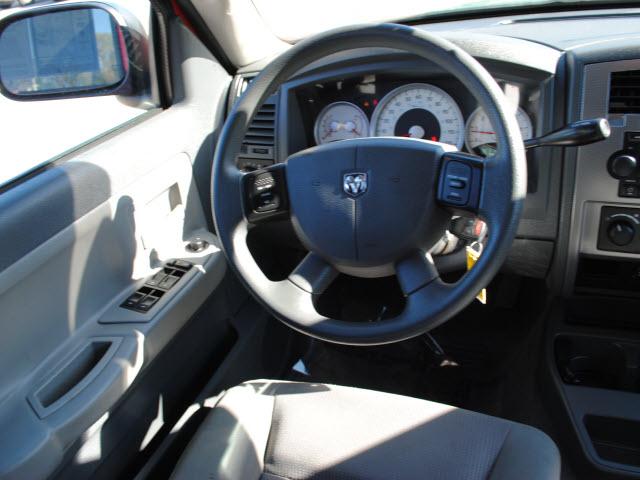 2006 Dodge Dakota SLT