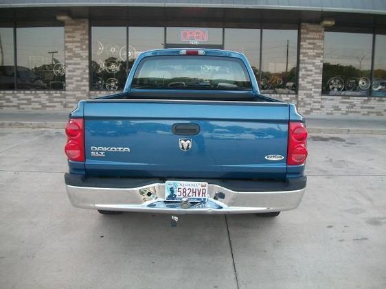 2006 Dodge Dakota LS ES