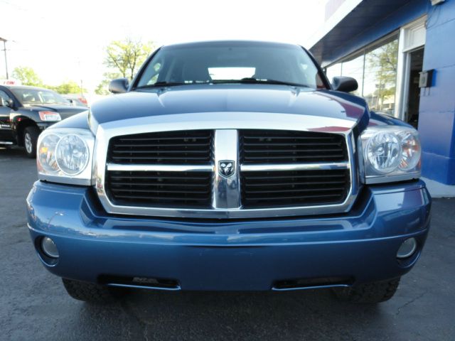 2006 Dodge Dakota Lariatloaded1-owner