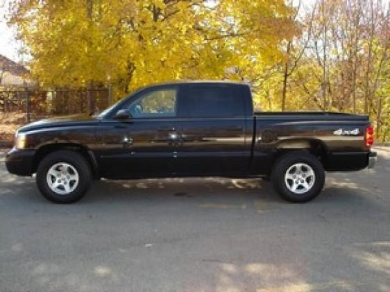 2006 Dodge Dakota C230 1.8K