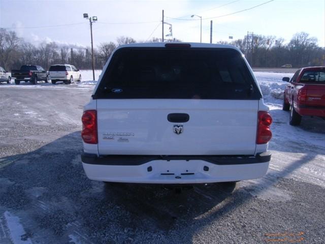 2006 Dodge Dakota SLT