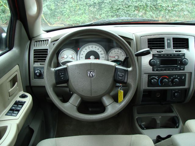 2006 Dodge Dakota Collection Rogue