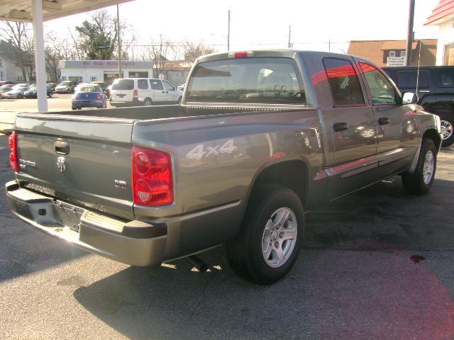 2006 Dodge Dakota SLT