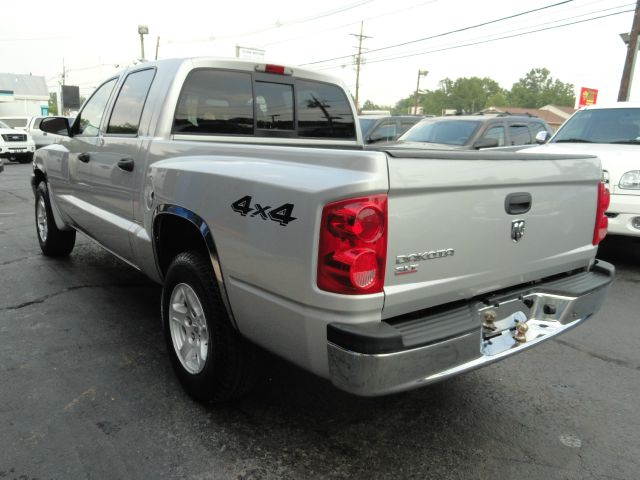 2006 Dodge Dakota Collection Rogue