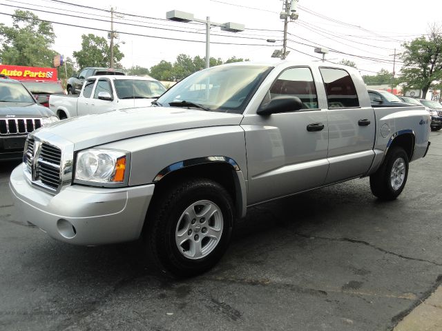 2006 Dodge Dakota Collection Rogue