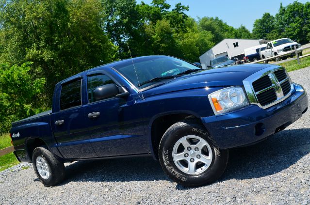 2006 Dodge Dakota Collection Rogue