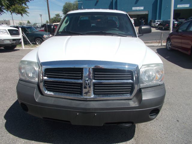 2006 Dodge Dakota 4dr LX 4WD Auto