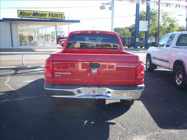 2006 Dodge Dakota SLT