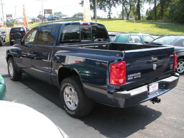 2007 Dodge Dakota Collection Rogue